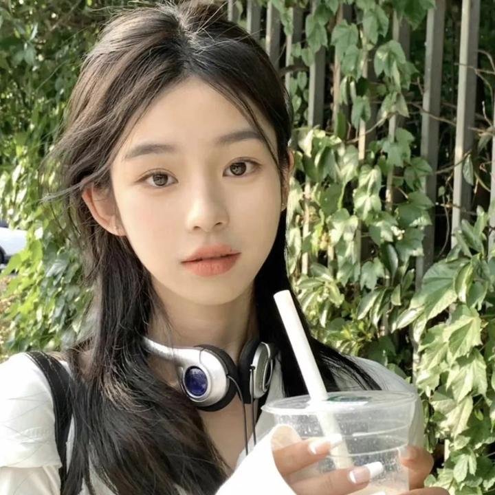加布里埃拉,丁香和肉桂